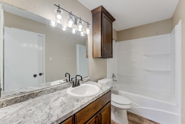 Building Photo - 305 Yaupon St