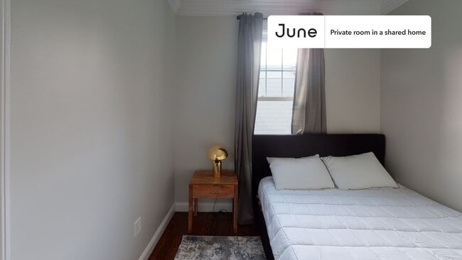 Photo - Room in Shared 5 bed/1.5 bath home Unit E