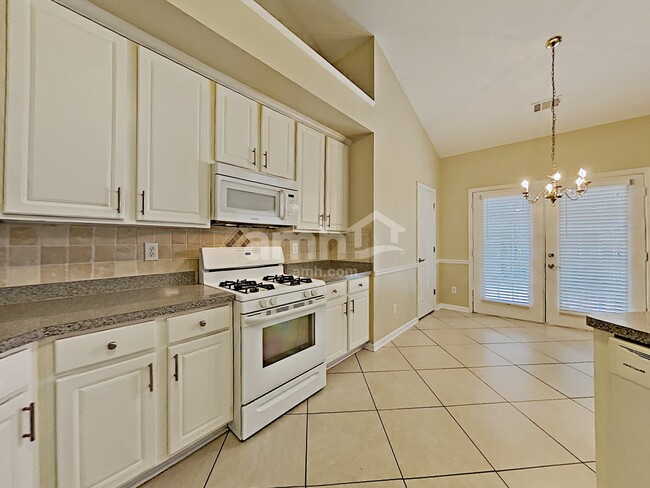 445 Victoria Station Blvd