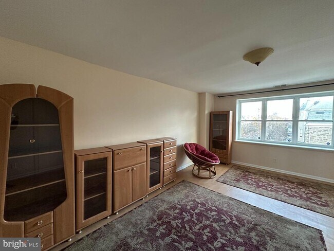 Photo - 540 S 48th St