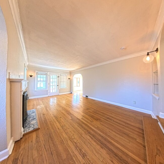 Photo - 3 Bedroom 3 Bathroom Home in Des Moines