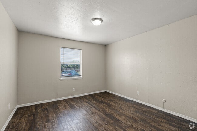 Interior Photo - Courtyards at Gateway Rental