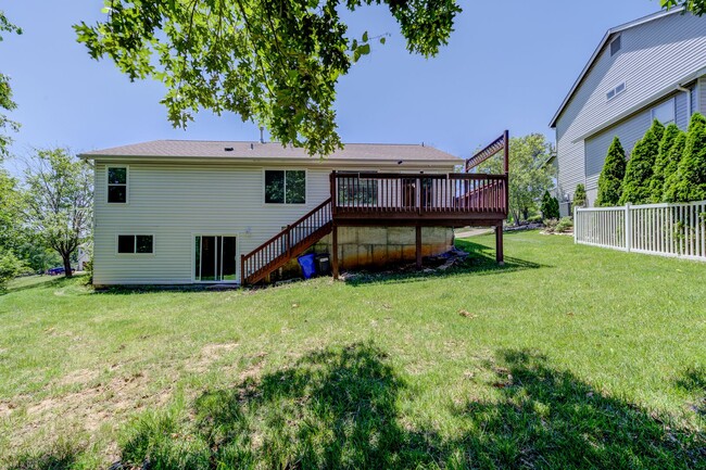 Photo - 650 Top Notch Ln