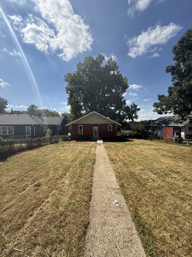 Photo - 2319 SW 9th St