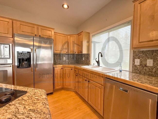 Photo - Beautiful Carnahan Crest Townhome