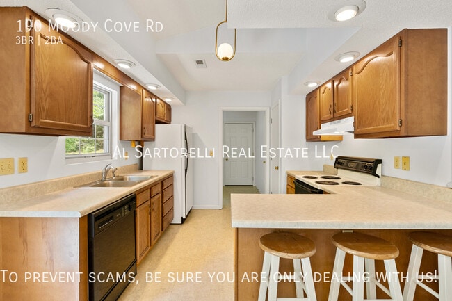 Photo - 190 Moody Cove Rd