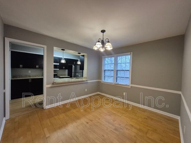 Photo - 204 Triumph Dr NW