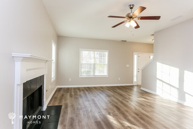 Photo - 900 Terrace Mill Dr