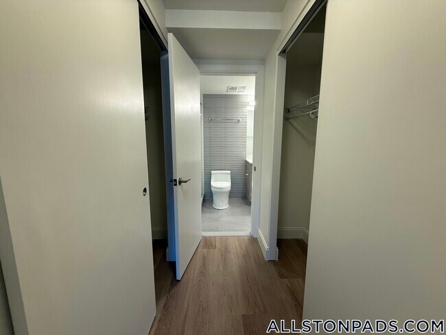 Photo - 1079 Commonwealth Ave Unidad 448