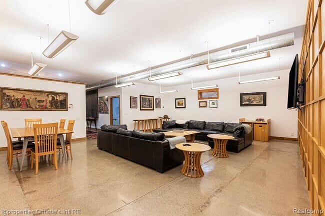Photo - 3020 E Grand Blvd