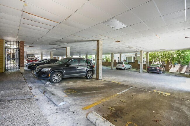 Photo - 2802 Nueces St Unit 312