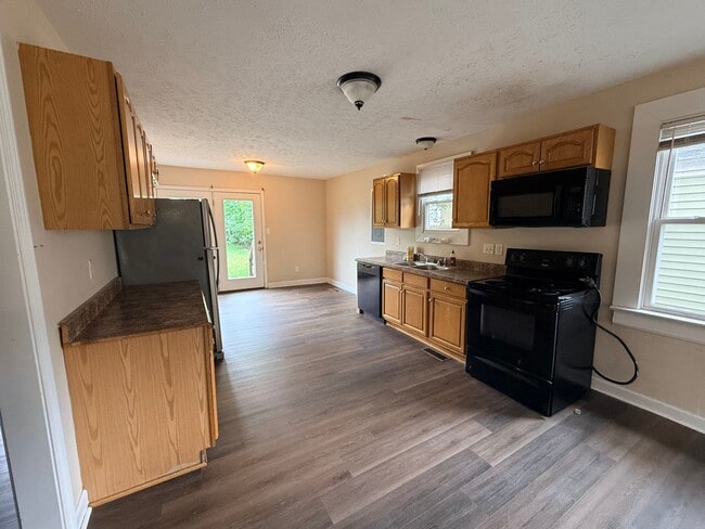 Photo - 1307 Magnolia St