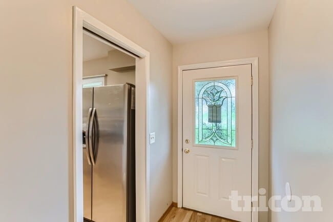 Photo - 3124 63rd St