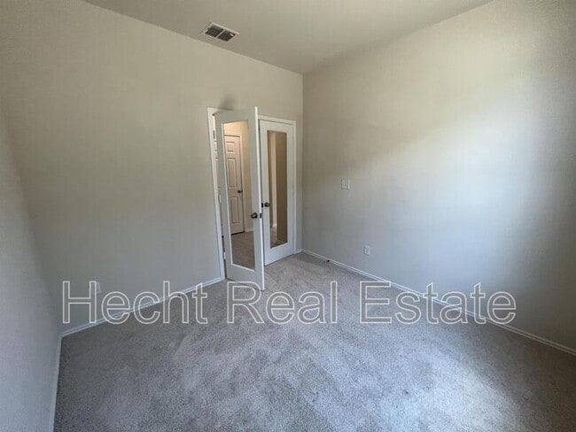 Photo - 10349 Gibbons Creek