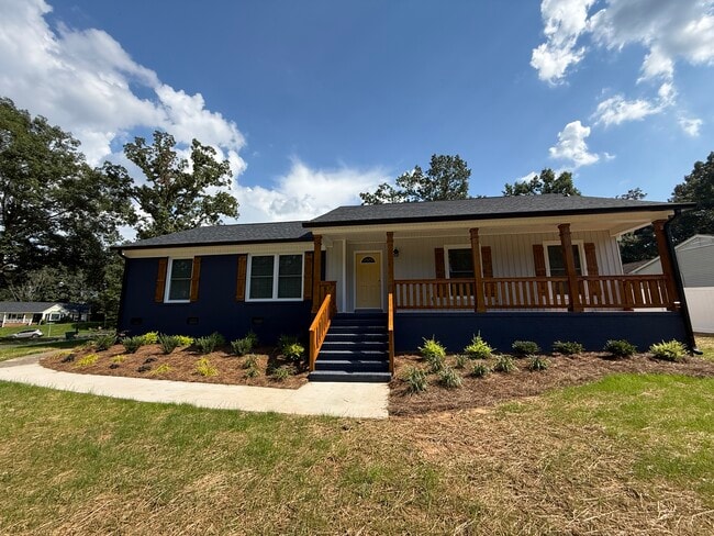 Photo - 725 Brookside Dr