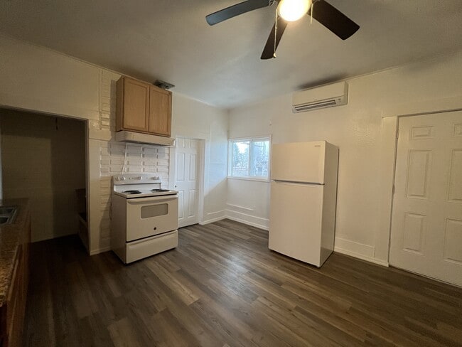 Photo - 1803 SE Salem Ave