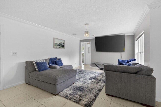 Photo - 16931 78th Rd N