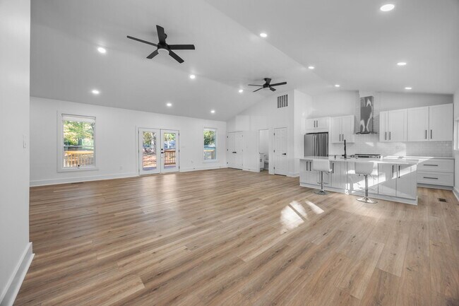 Photo - 8625 Cedarbrook Dr