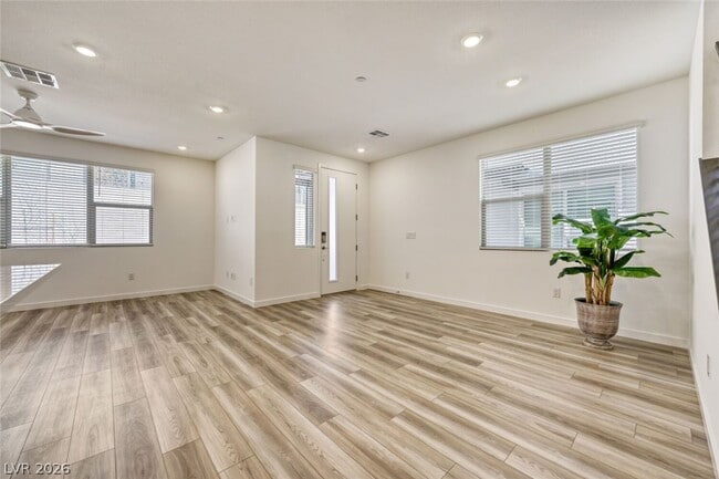 Photo - 1509 Melodic Lark Dr