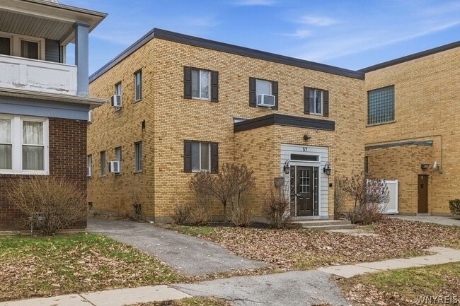 Photo - 57 St Johns Parkside