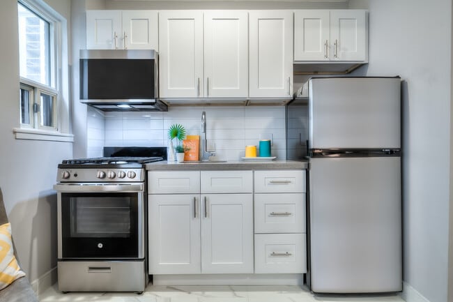 Brand New 1 Bedroom Apartment Available in Cabbagetown