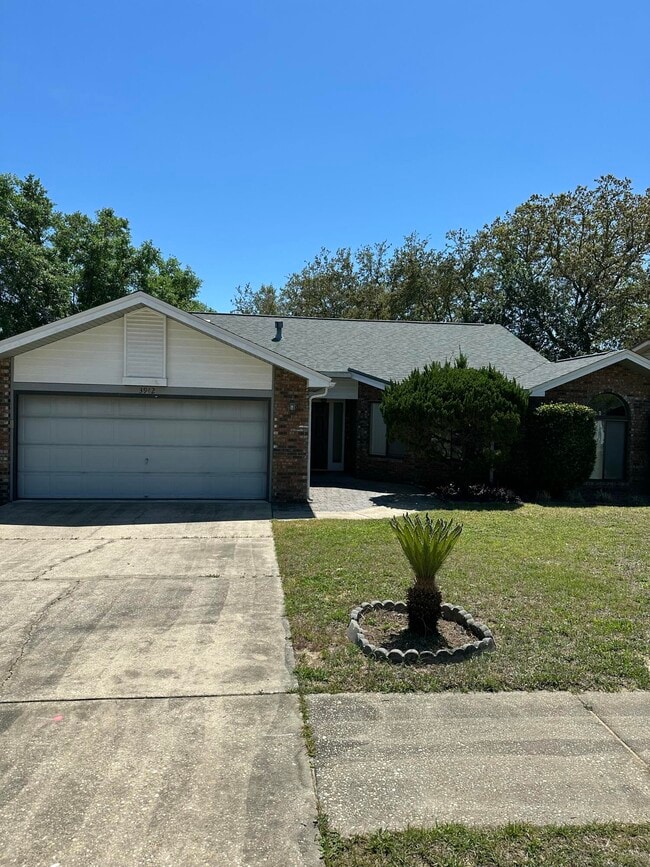 Photo - 3942 Balsam Dr
