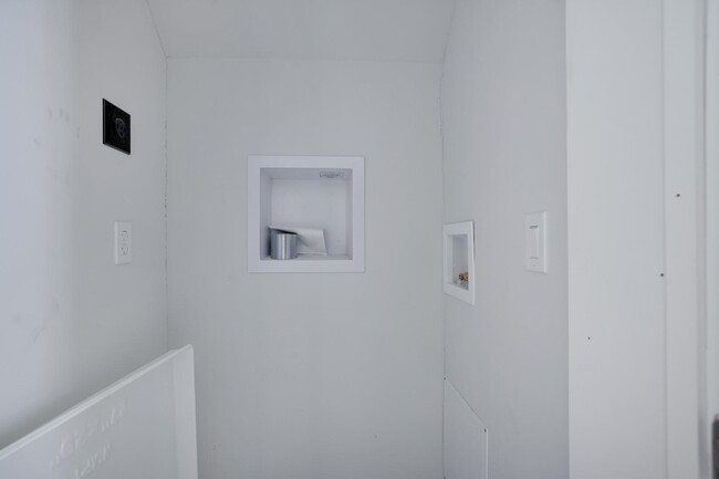 Photo - 458 Country Pl Dr