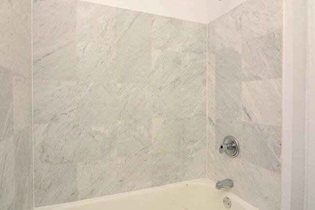Photo - 2347 N Drake Ave Unit 3