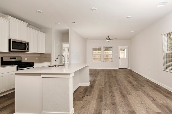 Photo - 7922 Alset Dr