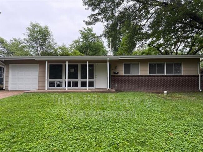 Photo - 410 Ridge Dr
