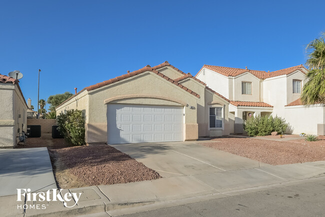 Photo - 664 Moonlight Mesa Dr House