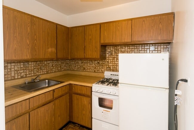 Photo - 629 W Belmont Ave Unit 514