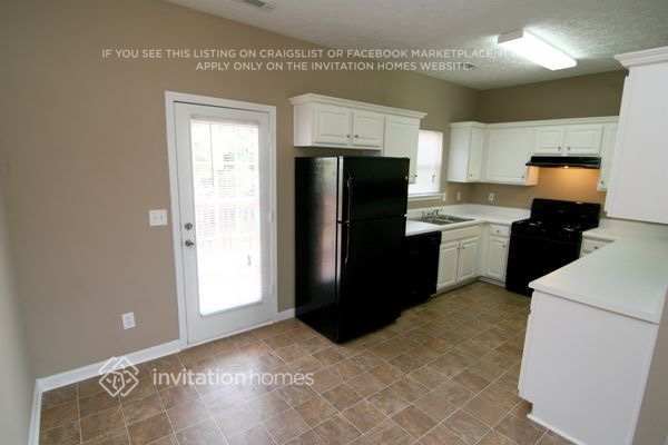 Photo - 4214 Reeshemah St