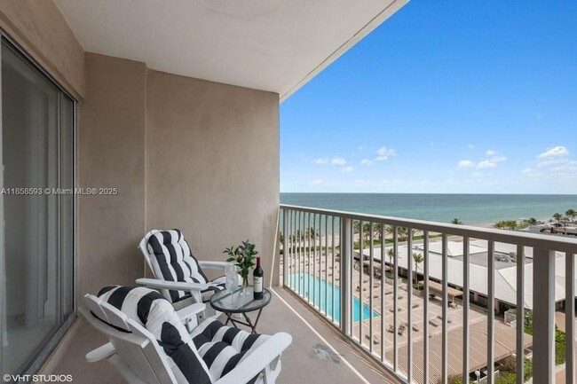 Building Photo - 1950 S Ocean Dr Unit 7G Rental