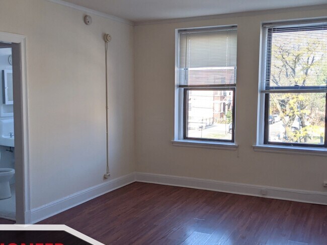 Photo - 3335 W Diversey Ave Unit 135