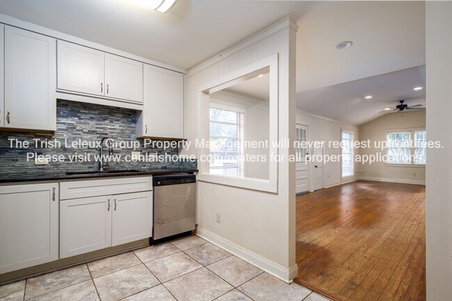 Photo - Large 2/1 Quiet Street