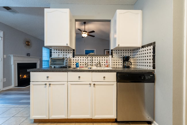 Photo - 7401 Starvalley Dr