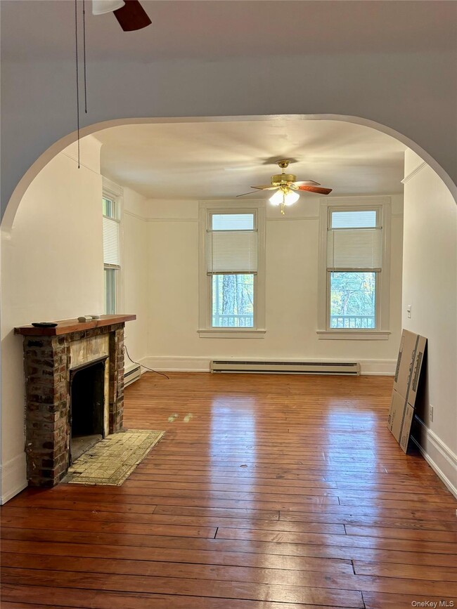 Photo - 469 Hurd Rd Unit 4