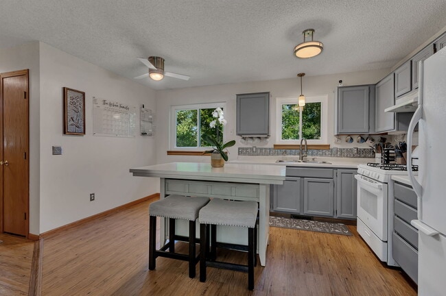 Photo - 5341 Mallard Ln