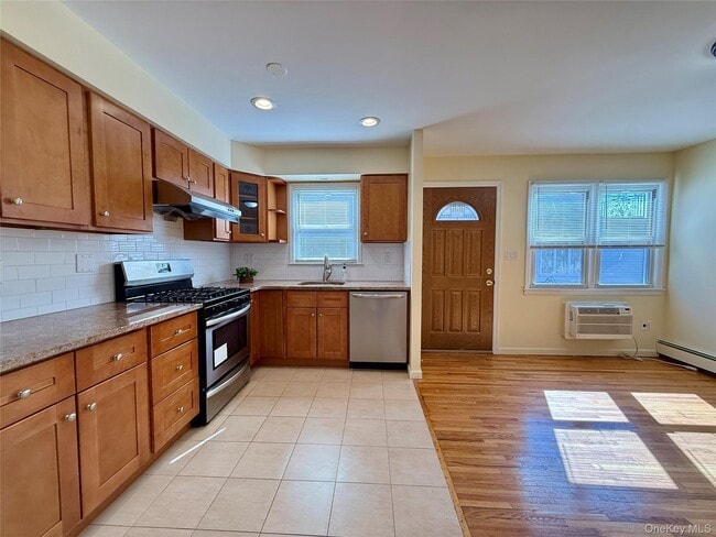 Photo - 149-14-149-21 21st Ave