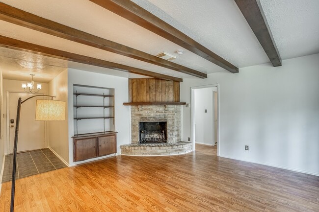 Photo - 500 Stoneledge Dr