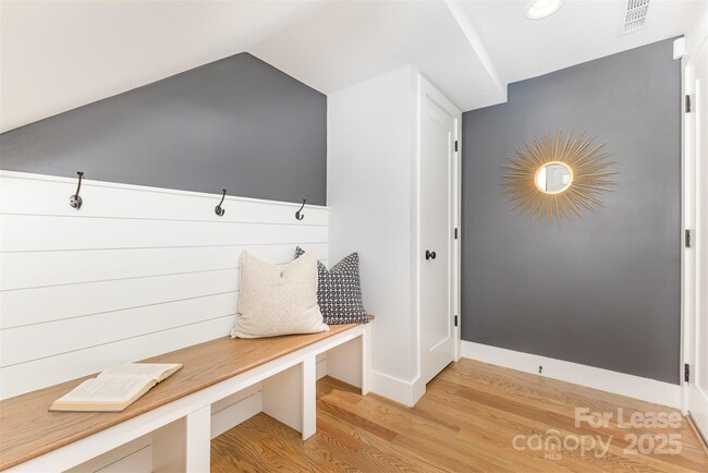 Photo - 2523 Irwin Strm Rd