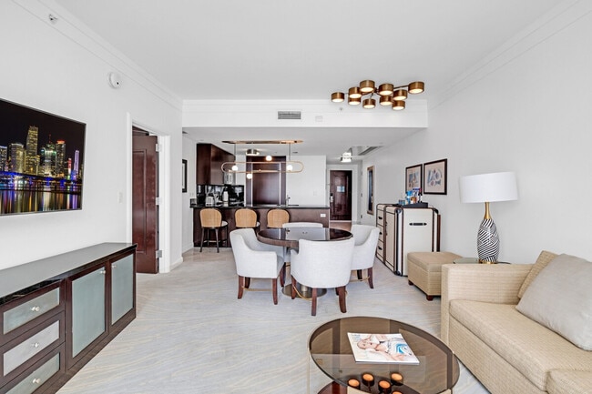 Photo - 4385 Collins Ave Unit SI ID1540546P