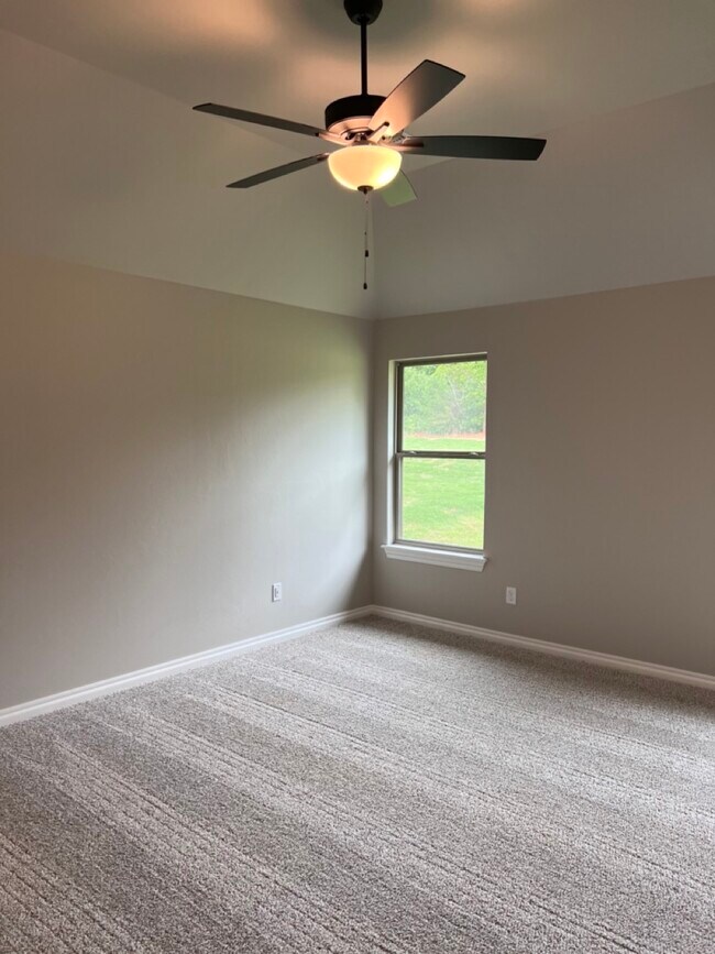 Photo - 8216 Poplar Dr