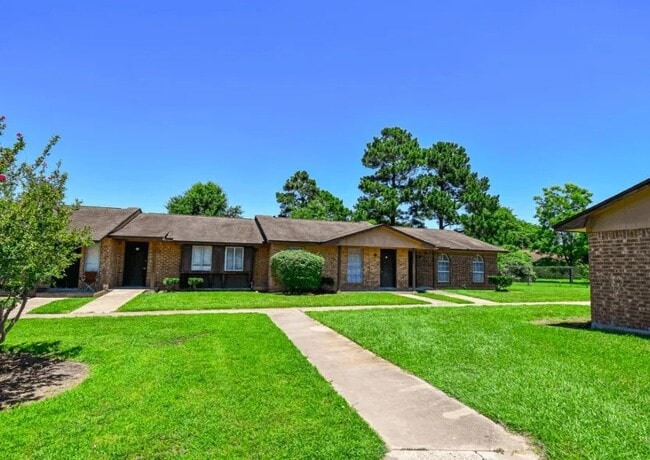 Building Photo - 20598 Pine Island Rd Rental
