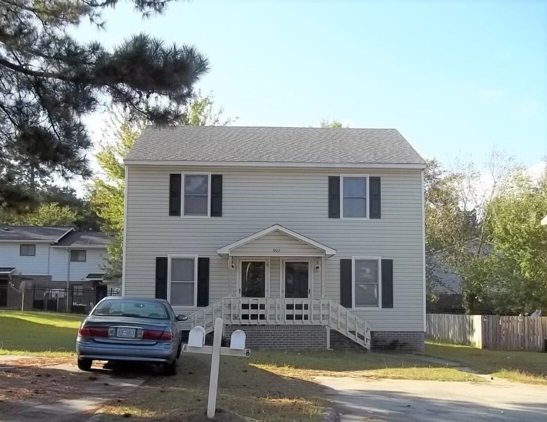 Photo - 902 Verdant Drive