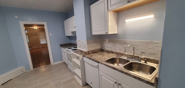Photo - 2227 14th St SE