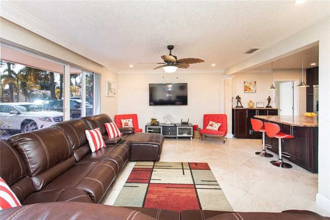 Photo - 433 SE 3rd Terrace