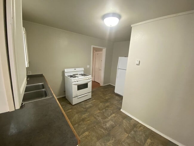 Photo - 326 N Philadelphia Ave Unit A