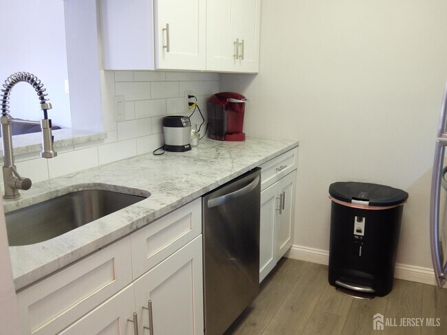 Photo - 5307 Ravens Crest Dr